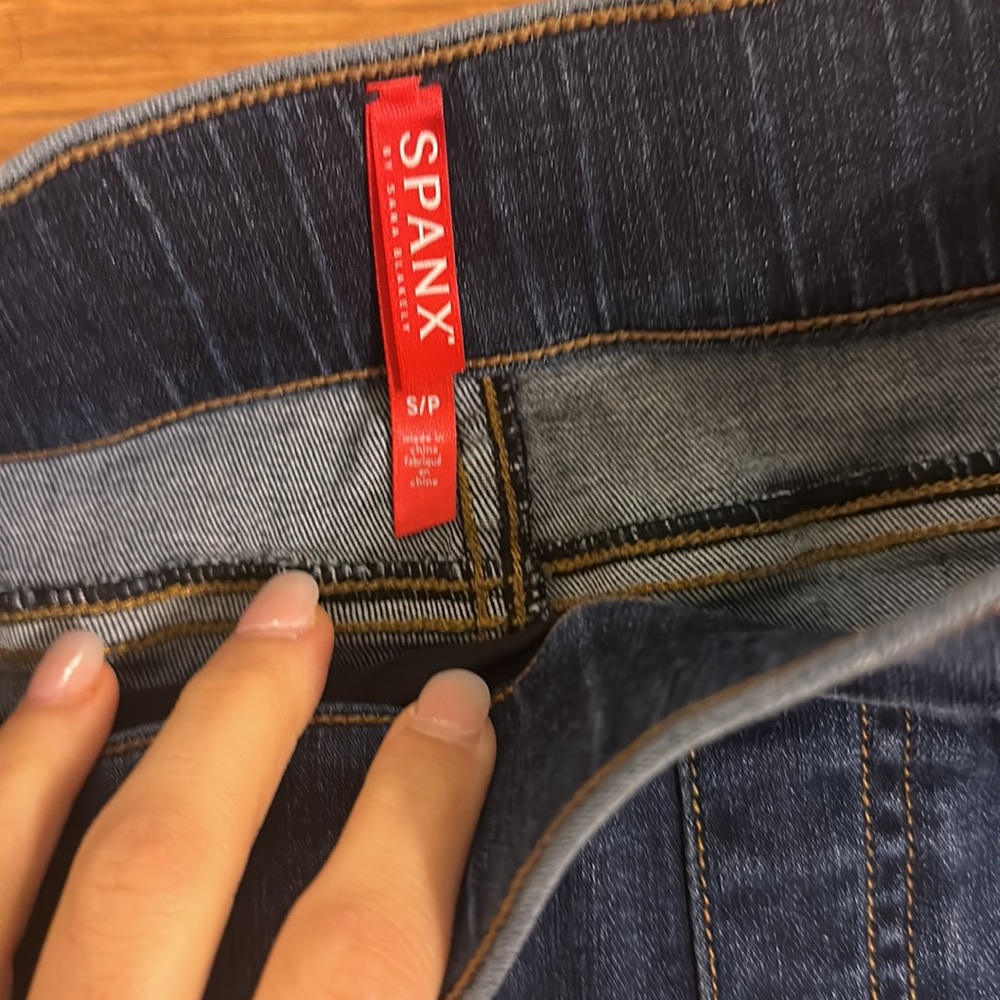 Spanx Skinny Jeans - Picture 2 of 2
